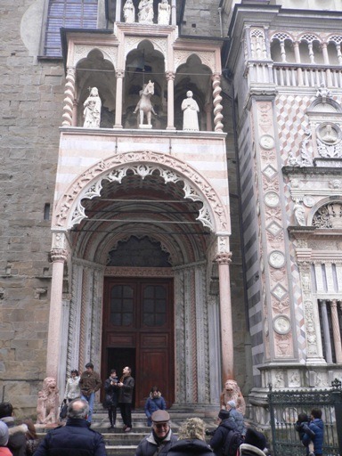 Bergamo Piazza Vecchia, Città Alta 13
