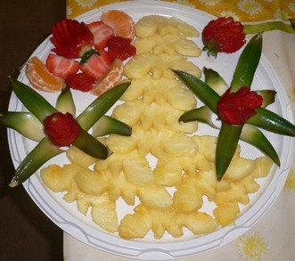 Fruit Carving Presentazione Ananas piatto1