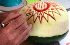 Fruit Carving Anguria Inizio scultura